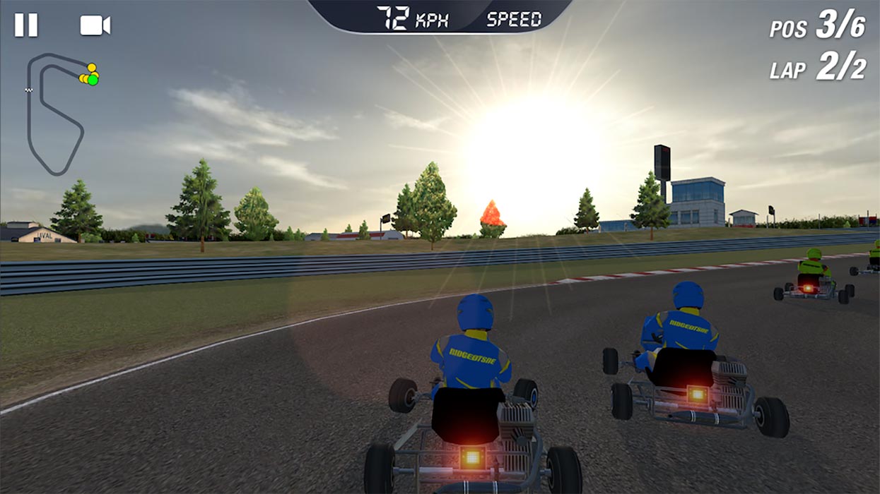 Racing screen in go karts racing game